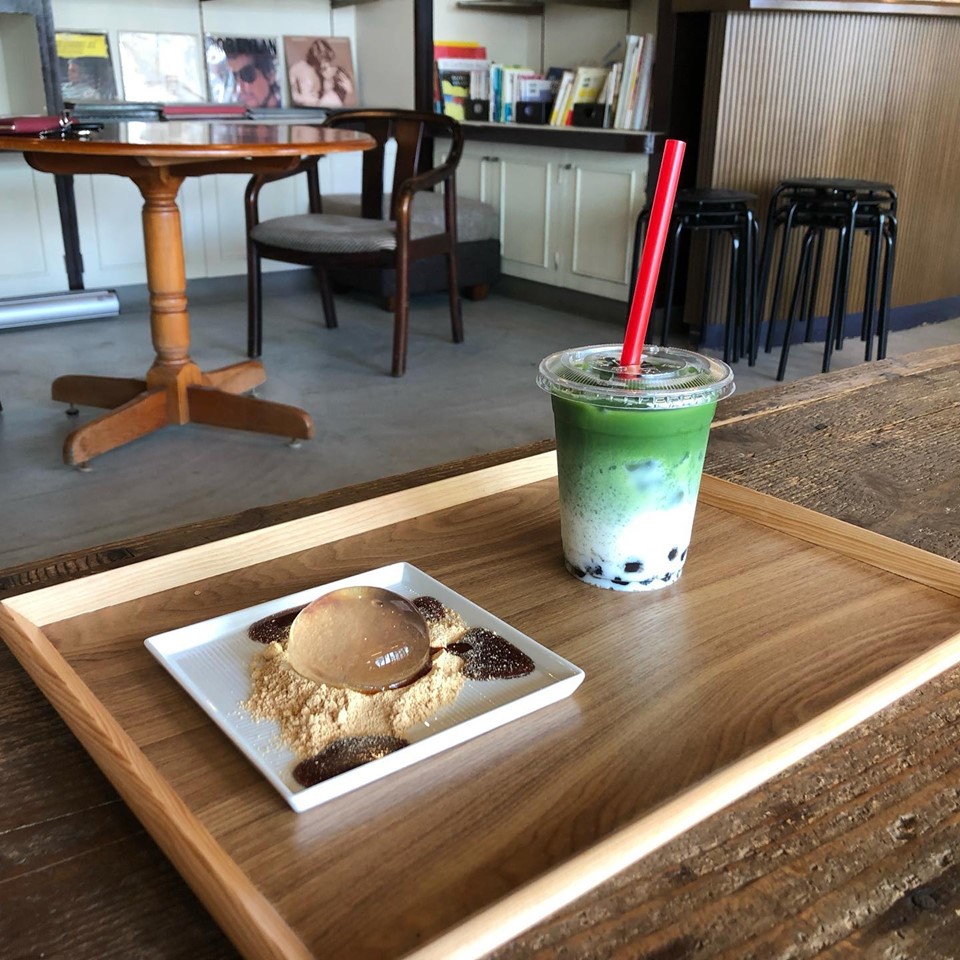 抹茶オレタピオカ＋しずく餅セット　700円（税込）