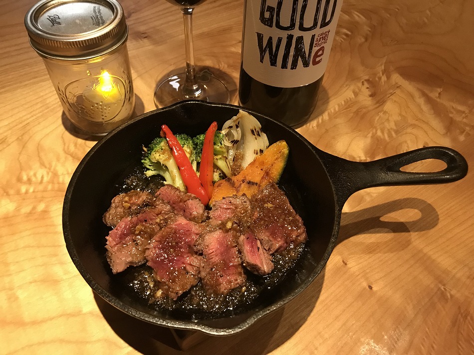 エミューマデラソースステーキ